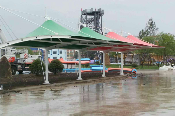 沈陽(yáng)張拉膜廠(chǎng)家及張拉膜的使用優(yōu)點(diǎn)